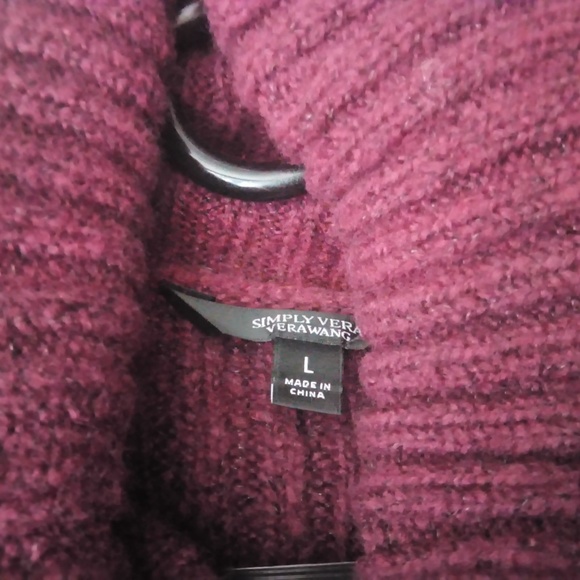 New Vera Wang Burgundy Turtleneck Sweater - Picture 4 of 8